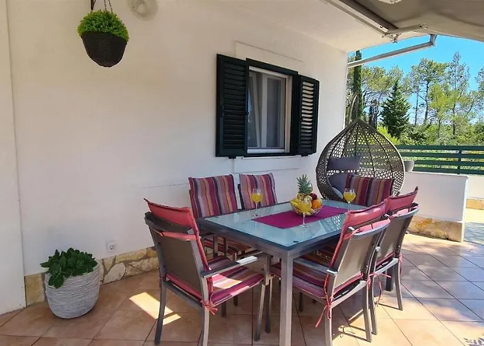 House Relaxing Oasis